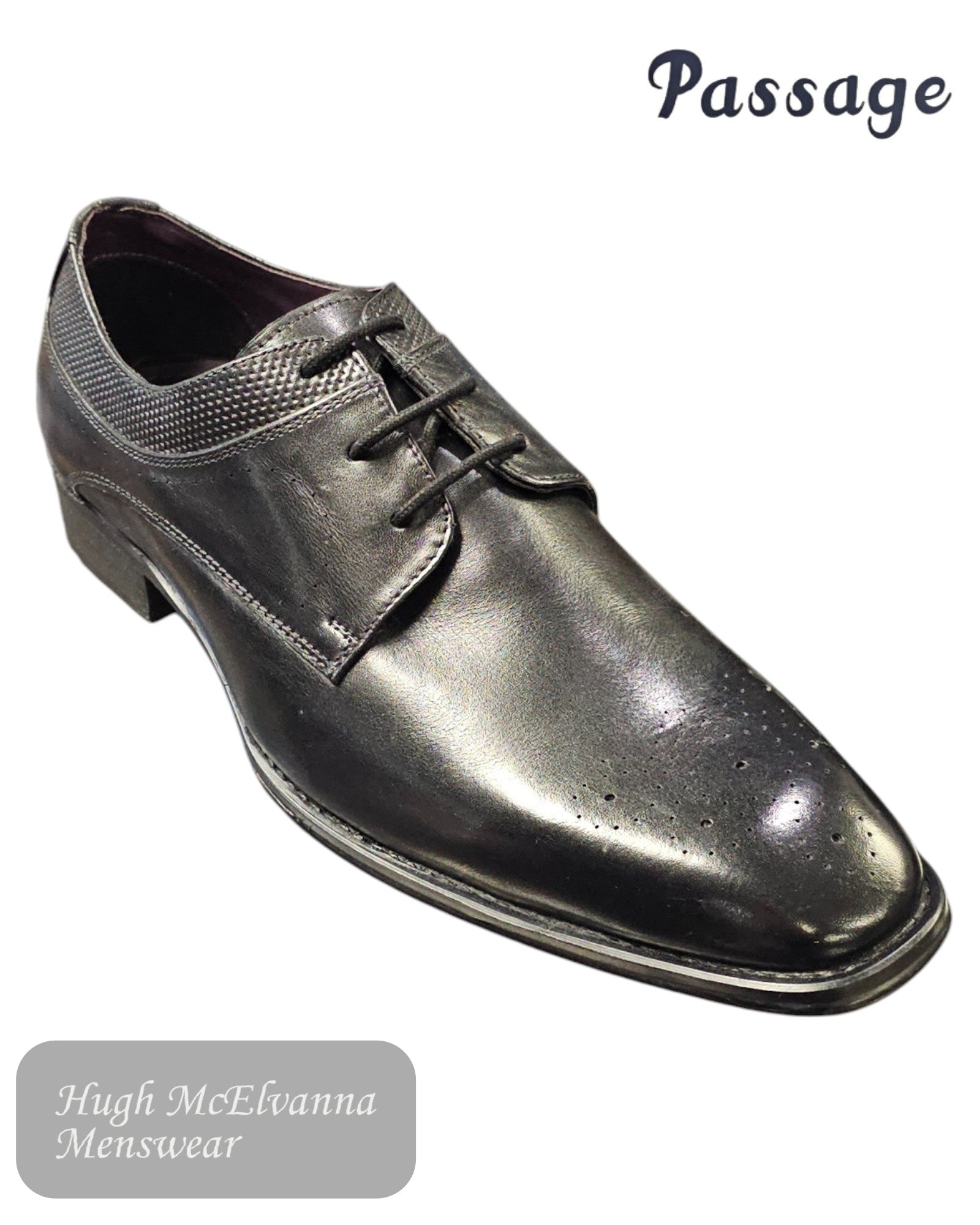  High-Quality Leather Uppers – Ensuring superior comfort, durability, and a polished finish 