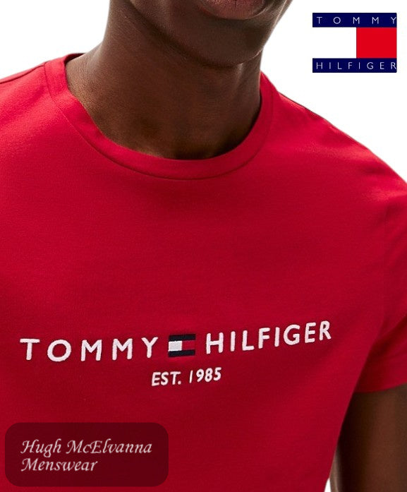 signature Tommy Hilfiger logo embroidery on the chest, this men’s designer t-shirt adds effortless style to your wardrobe.