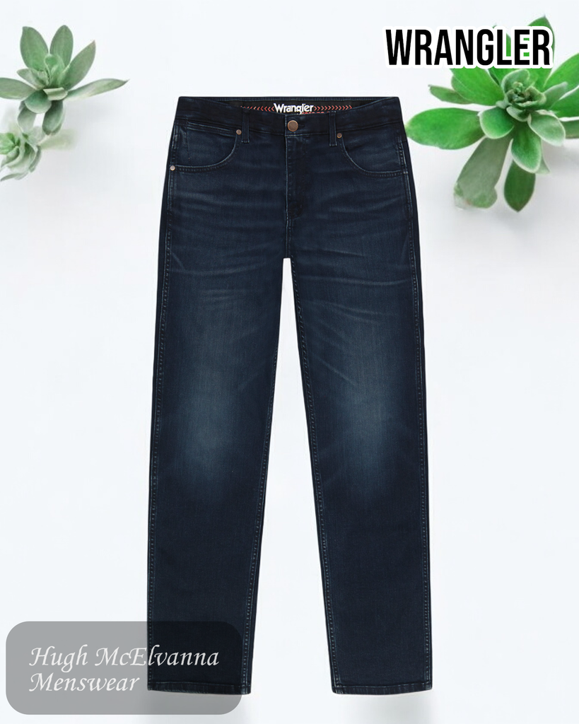 Wrangler Greensboro Free to Stretch Jeans showing the strect waistband